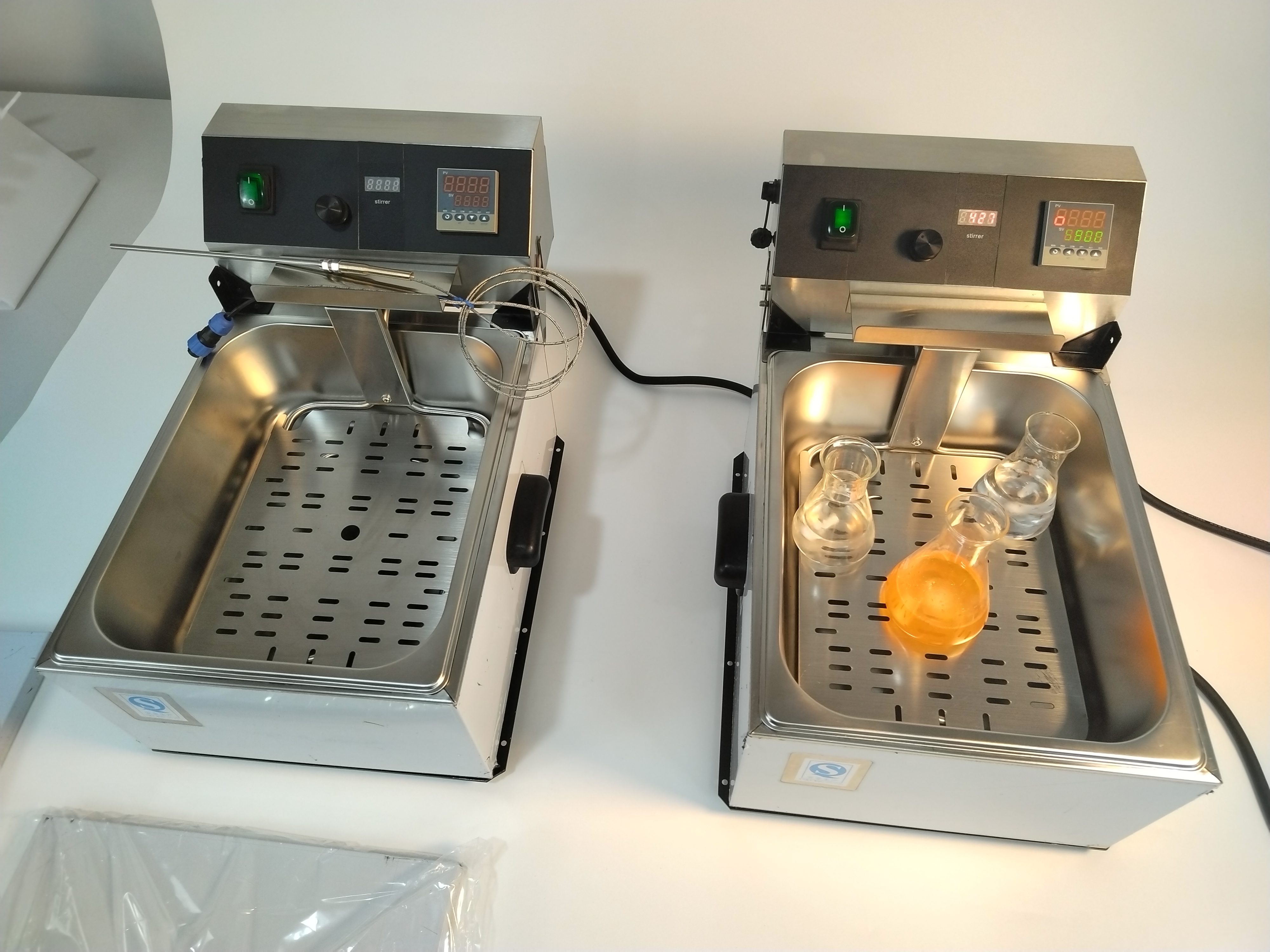 多點(diǎn)磁力攪拌恒溫水浴油浴12工位